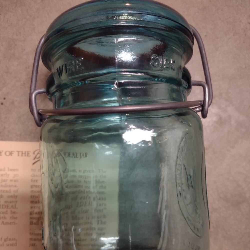 New Pretty Blue Bicentennial Ball Mason Glass Jar with glass lid - Picture 9 of 11